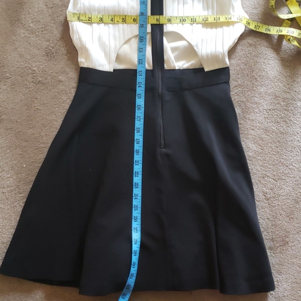 Alice and olivia fit n flare NWT open back dress - Picture 7 of 7